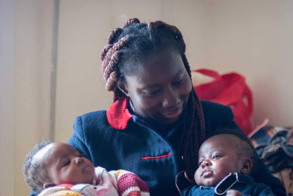 Summer 2019: Rising to the challenges of refugee/migrant mothering